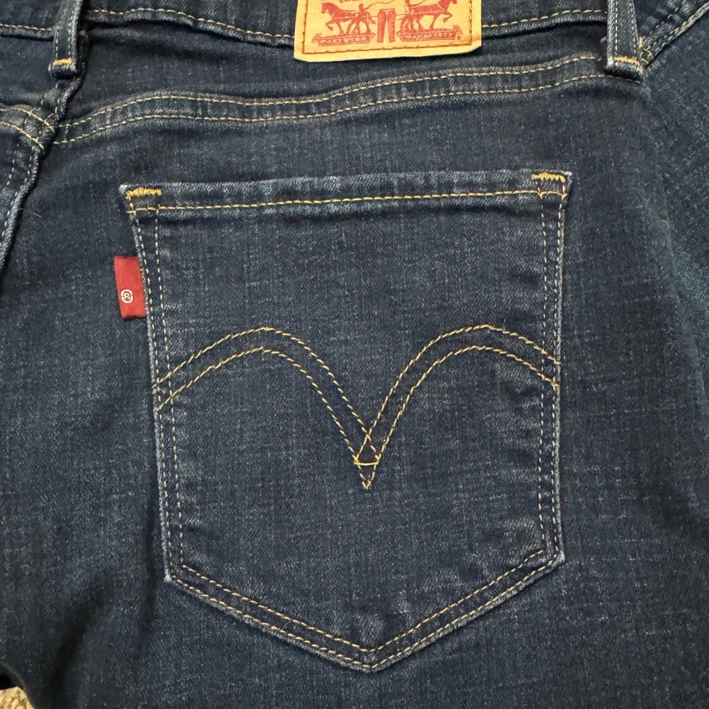 Levi’s Women Straight Leg Jeans - Size 6 - set of three - Picture 4 of 4